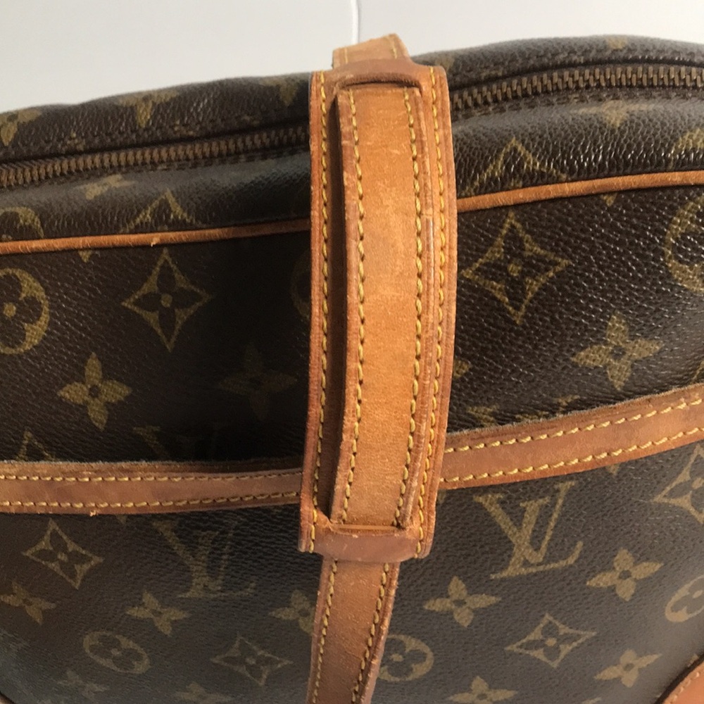🖤 Pre-Loved Vintage Louis Vuitton Monogram Shoulder Bag – Timeless Classic 🖤 - Picture 15 of 16